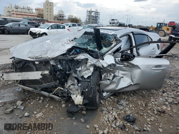 2014 Lexus IS 350 with VIN JTHBE1D27E5009864, listed as a Copart auction lot 86195424 with Not provided miles and Salvage title. Bid and sale history available at DreamBid. Image 1.