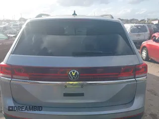 2024 Volkswagen Atlas SE с VIN 1V2WR2CA5RC523976, выставлен на аукционе IAAI как лот 41092917 с пробегом 28 065 миль миль и . История ставок и продаж доступна на DreamBid. Изображение 16.