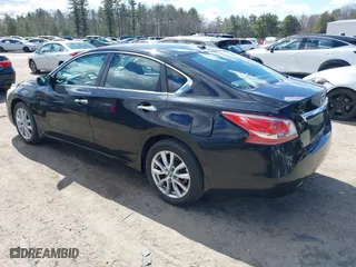 2013 Nissan Altima 2.5 S with VIN 1N4AL3AP6DC142212, listed as a IAAI auction lot 41874257 with 188,476 mi miles. Bid and sale history available at carsss.com. Image 3.