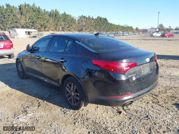 2013 Kia Optima LX with VIN 5XXGM4A71DG185525, listed as a IAAI auction lot 40803086 with 171,741 mi miles. Bid and sale history available at carsss.com. Image 3.