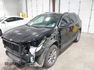 2024 GMC Terrain SLT z VIN 3GKALVEGXRL338413, wystawiony jako IAAI lot #42592625 z przebiegiem 31 104 mil mil oraz . Historia ofert i sprzedaży dostępna na DreamBid. Obrazek 2.