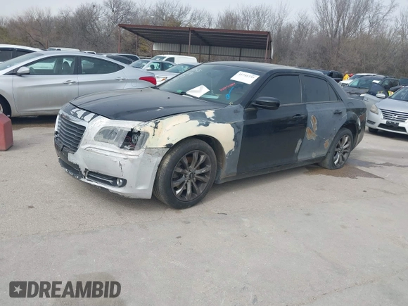 2014 Chrysler 300 with VIN 2C3CCAGG3EH384800, listed as a IAAI auction lot 41818031 with 147,335 mi miles. Bid and sale history available at carsss.com. Image 2.