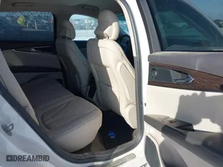 2019 Lincoln Nautilus Select with VIN 2LMPJ8K90KBL11080, listed as a IAAI auction lot 41358976 with 46,390 mi miles. Bid and sale history available at carsss.com. Image 8.