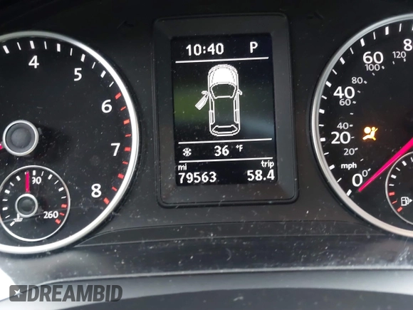2016 Volkswagen Tiguan R-Line with VIN WVGBV7AX8GW592927, listed as a IAAI auction lot 41521533 with 79,563 mi miles and . Bid and sale history available at DreamBid. Image 15.
