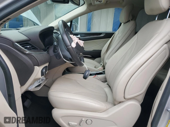 2019 Lincoln MKC Reserve with VIN 5LMCJ3C97KUL46993, listed as a Copart auction lot 55403035 with 42,638 mi miles and Salvage title. Bid and sale history available at DreamBid. Image 7.