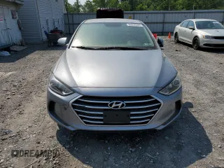2017 Hyundai Elantra SE z VIN 5NPD74LF5HH069902, wystawiony jako Copart lot #60855345 z przebiegiem 70 505 mil mil oraz Czysty tytuł • Clean title. Historia ofert i sprzedaży dostępna na DreamBid. Obrazek 5.