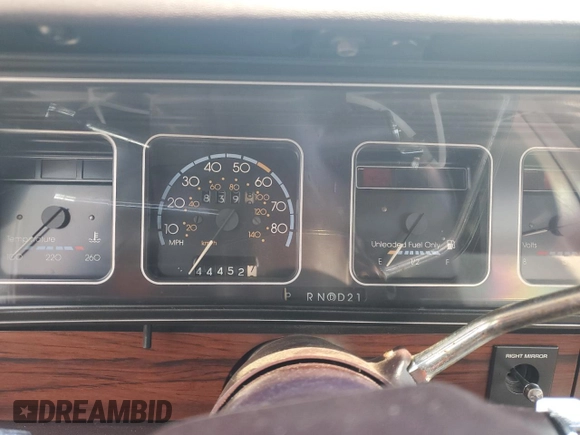 1987 Chevrolet Caprice z VIN 1G1BU51H7H9156079, wystawiony jako Copart lot #60443124 z przebiegiem 44 452 mil mil oraz Szkoda całkowita • Salvage title. Historia ofert i sprzedaży dostępna na DreamBid. Obrazek 9.