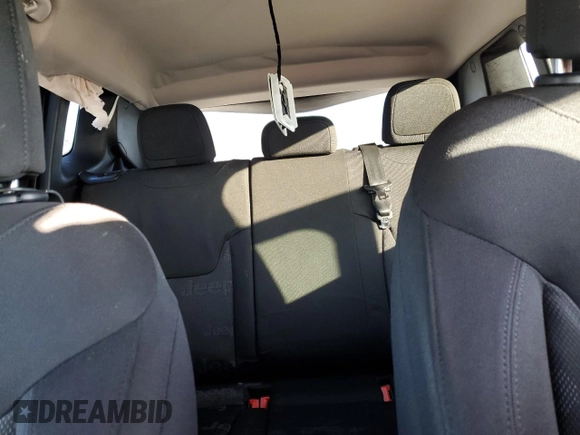 2015 Jeep Renegade Latitude with VIN ZACCJABT0FPB54933, listed as a Copart auction lot 86724884 with 95,638 mi miles and Salvage Title. Bid and sale history available at DreamBid. Image 10.