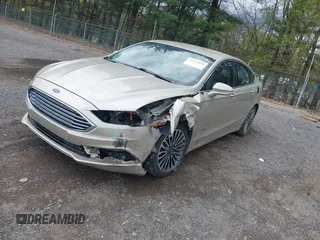 2017 Ford Fusion SE with VIN 3FA6P0PU6HR269331, listed as a IAAI auction lot 42116836 with 187,407 mi miles and . Bid and sale history available at carsss.com. Image 2.