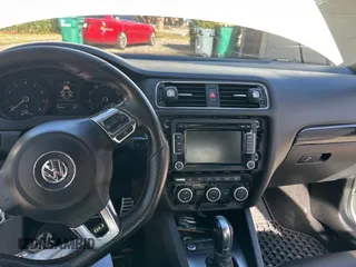 2014 Volkswagen Jetta GLI Edition 30 with VIN 3VW4S7AJ9EM307972, listed as a Copart auction lot 85949964 with 91,661 mi miles and Clean title. Bid and sale history available at DreamBid. Image 9.