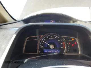 2007 Acura CSX Premium z VIN 2HHFD56747H202715, wystawiony jako Copart lot #74664914 z przebiegiem 397 586 mil mil oraz Szkody całkowita. Historia ofert i sprzedaży dostępna na DreamBid. Obrazek 9.