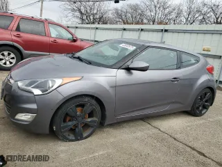 2015 Hyundai Veloster with VIN KMHTC6AD2FU235151, listed as a Copart auction lot 43692675 with 105,798 mi miles and Clean Title. Bid and sale history available at carsss.com. Image 1.