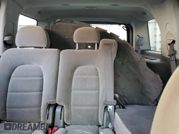 2005 Ford Explorer XLT z VIN 1FMZU63W75UA99961, wystawiony jako Copart lot #72291444 z przebiegiem 196 465 mil mil oraz Nie do naprawy • Non repairable. Historia ofert i sprzedaży dostępna na DreamBid. Obrazek 10.