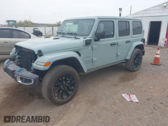 2024 Jeep Wrangler Sahara z VIN 1C4RJXP64RW233090, wystawiony jako IAAI lot #42772286 z przebiegiem 36 278 mil mil oraz . Historia ofert i sprzedaży dostępna na DreamBid. Obrazek 18.