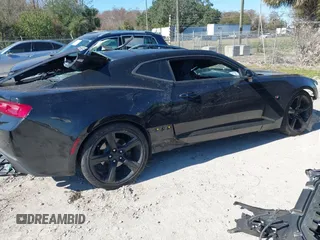 2018 Chevrolet Camaro 1LT with VIN 1G1FB1RS2J0121282, listed as a IAAI auction lot 41286376 with Not Provided miles and . Bid and sale history available at DreamBid. Image 13.