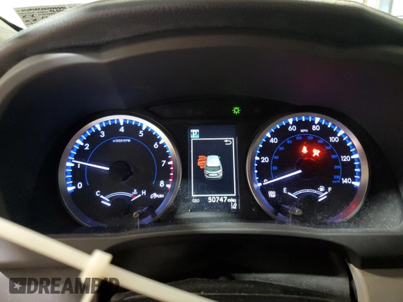2018 Toyota Highlander LE z VIN 5TDBZRFH5JS889246, wystawiony jako Copart lot #57816195 z przebiegiem 50 747 mil mil oraz Szkoda całkowita • Salvage title. Historia ofert i sprzedaży dostępna na DreamBid. Obrazek 9.