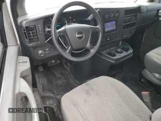 2015 GMC Savana Cargo Van with VIN 1GTW7FCF9F1113375, listed as a Copart auction lot 43082645 with 157,864 mi miles and Salvage Title. Bid and sale history available at carsss.com. Image 8.