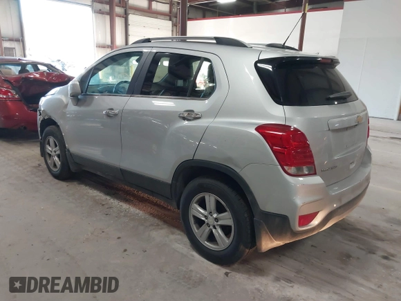 2018 Chevrolet Trax LT with VIN 3GNCJPSBXJL317104, listed as a IAAI auction lot 41761148 with 235,521 mi miles. Bid and sale history available at carsss.com. Image 3.