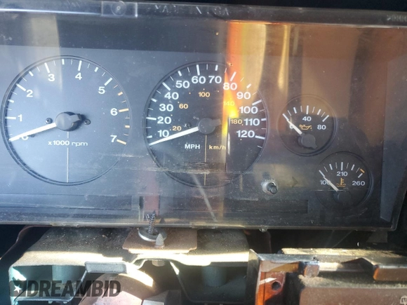 1998 Jeep Grand Cherokee Laredo with VIN 1J4GZ48S4WC239246, listed as a Copart auction lot 86101204 with 0 mi miles and Salvage Title. Bid and sale history available at carsss.com. Image 9.