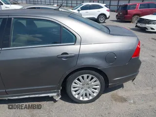 2010 Ford Fusion Hybrid with VIN 3FADP0L37AR270739, listed as a IAAI auction lot 42143035 with 238,111 mi miles. Bid and sale history available at carsss.com. Image 13.