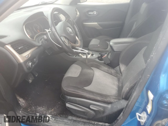 2017 Jeep Cherokee Sport с VIN 1C4PJLAB8HW667758, выставлен на аукционе Copart как лот 56575845 с пробегом 113 408 миль миль и Списание • Salvage title. История ставок и продаж доступна на DreamBid. Изображение 7.
