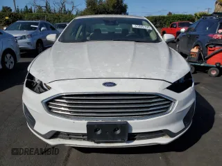 2019 Ford Fusion Hybrid SE with VIN 3FA6P0LU2KR188517, listed as a Copart auction lot 51855195 with Not Provided miles and Salvage Title. Bid and sale history available at carsss.com. Image 5.