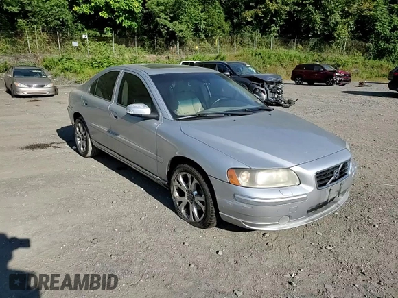 2009 Volvo S60 2.5T with VIN YV1RH592392728909, listed as a Copart auction lot 68853614 with 261,987 mi miles and Salvage Title. Bid and sale history available at carsss.com. Image 10.
