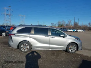 2022 Toyota Sienna XLE with VIN 5TDJRKEC9NS088219, listed as a IAAI auction lot 41820969 with 190,598 mi miles and . Bid and sale history available at DreamBid. Image 13.
