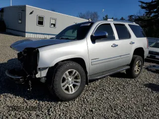 2013 GMC Yukon Denali z VIN 1GKS2EEF4DR339802, wystawiony jako Copart lot #53691945 z przebiegiem Nie podano mil oraz Szkoda całkowita • Salvage title. Historia ofert i sprzedaży dostępna na DreamBid. Obrazek 1.