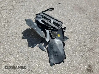 2024 Tesla Model Y z VIN 7SAYGDEDXRF991226, wystawiony jako Copart lot #62090255 z przebiegiem 42 853 mil mil oraz Szkoda całkowita • Salvage title. Historia ofert i sprzedaży dostępna na DreamBid. Obrazek 12.