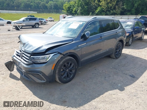 2022 Volkswagen Tiguan SE с VIN 3VV3B7AX1NM166528, выставлен на аукционе IAAI как лот 42723213 с пробегом 85 173 миль миль и . История ставок и продаж доступна на DreamBid. Изображение 2.