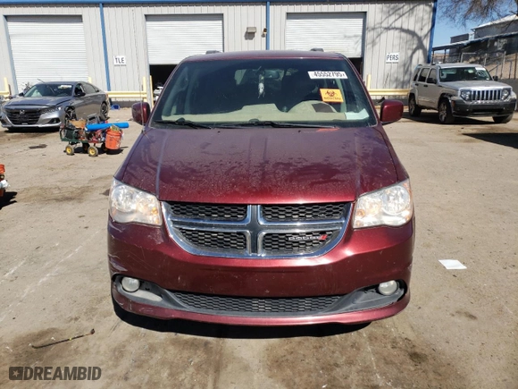 2018 Dodge Grand Caravan SXT with VIN 2C4RDGCG6JR179407, listed as a Copart auction lot 45552795 with 135,386 mi miles and Salvage Title. Bid and sale history available at carsss.com. Image 5.
