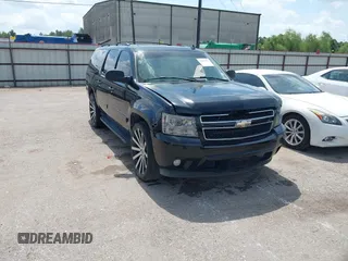 2008 Chevrolet Suburban 3LT z VIN 3GNFC16068G165063, wystawiony jako IAAI lot #42413253 z przebiegiem 254 967 mil mil oraz . Historia ofert i sprzedaży dostępna na DreamBid. Obrazek 1.
