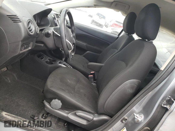 2023 Mitsubishi Mirage SE z VIN ML32FVFJ5PHF00628, wystawiony jako Copart lot #76959254 z przebiegiem 11 680 mil mil oraz Szkoda całkowita • Salvage title. Historia ofert i sprzedaży dostępna na DreamBid. Obrazek 7.