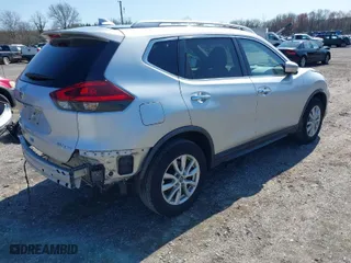 2018 Nissan Rogue SV with VIN KNMAT2MV6JP619997, listed as a IAAI auction lot 41923761 with 88,041 mi miles. Bid and sale history available at carsss.com. Image 4.