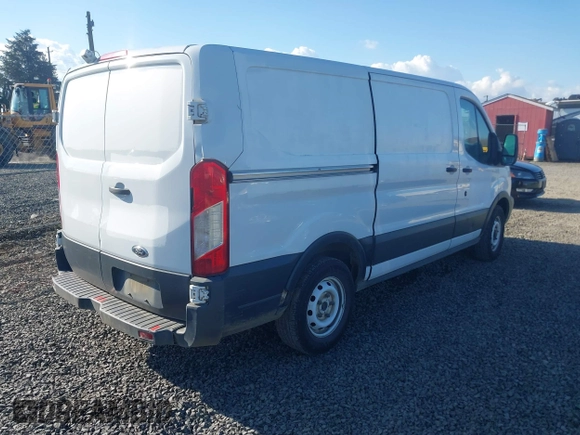 2016 Ford Transit Cargo с VIN 1FTYE1YM3GKB35425, выставлен на аукционе IAAI как лот 41700349 с пробегом 260 482 миль миль и . История ставок и продаж доступна на DreamBid. Изображение 4.