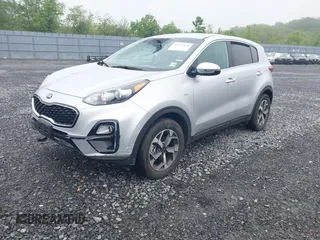 2021 Kia Sportage LX z VIN KNDPMCAC8M7915382, wystawiony jako IAAI lot #42265478 z przebiegiem 20 117 mil mil oraz . Historia ofert i sprzedaży dostępna na DreamBid. Obrazek 17.