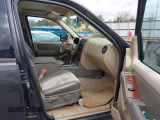 2007 Ford Explorer Eddie Bauer with VIN 1FMEU64E87UA54678, listed as a IAAI auction lot 41726948 with 173,269 mi miles and . Bid and sale history available at DreamBid. Image 5.