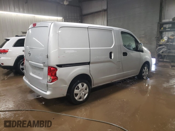 2014 Nissan NV200 S z VIN 3N6CM0KN4EK698233, wystawiony jako Copart lot #48048455 z przebiegiem 119 705 mil mil oraz Szkoda całkowita • Salvage title. Historia ofert i sprzedaży dostępna na DreamBid. Obrazek 3.