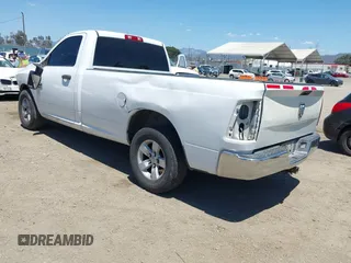 2017 Ram 1500 Tradesman z VIN 3C6JR6DT8HG542110, wystawiony jako IAAI lot #42201128 z przebiegiem 141 860 mil mil oraz . Historia ofert i sprzedaży dostępna na DreamBid. Obrazek 3.