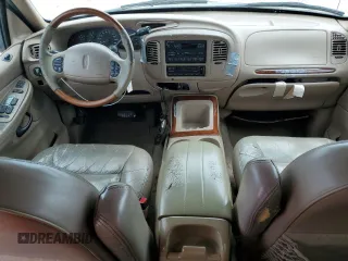 1998 Lincoln Navigator with VIN 5LMEU27L6WLJ08760, listed as a Copart auction lot 58352295 with 171,635 mi miles and Salvage title. Bid and sale history available at DreamBid. Image 8.