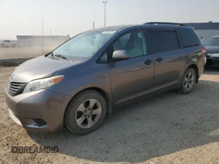 2011 Toyota Sienna z VIN 5TDZK3DC2BS082787, wystawiony jako Copart lot #60553235 z przebiegiem 151 102 mil mil oraz Czysty tytuł • Clean title. Historia ofert i sprzedaży dostępna na DreamBid. Obrazek 1.