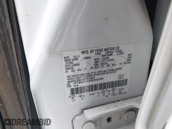 2008 Ford F-250 XL with VIN 1FTSW21RX8EB42256, listed as a IAAI auction lot 41928407 with Not provided miles and . Bid and sale history available at DreamBid. Image 9.