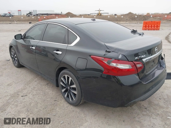 2018 Nissan Altima SR with VIN 1N4AL3APXJC156643, listed as a IAAI auction lot 41723175 with 144,368 mi miles and . Bid and sale history available at carsss.com. Image 3.