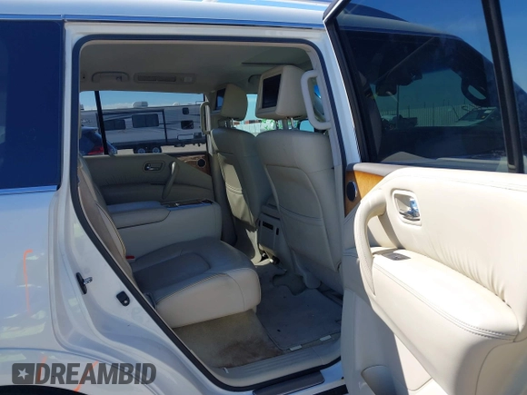 2013 Infiniti QX56 с VIN JN8AZ2NF5D9531476, выставлен на аукционе IAAI как лот 42215462 с пробегом 180 062 миль миль и . История ставок и продаж доступна на DreamBid. Изображение 8.