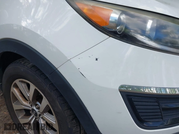 2016 Kia Sportage LX with VIN KNDPB3AC7G7819625, listed as a IAAI auction lot 42214385 with 141,339 mi miles. Bid and sale history available at carsss.com. Image 6.
