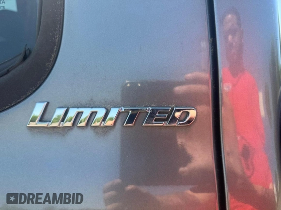 2005 Toyota Tundra Limited with VIN 5TBDT48175S483965, listed as a Copart auction lot 59754595 with 183,023 mi miles and Clean title. Bid and sale history available at DreamBid. Image 9.