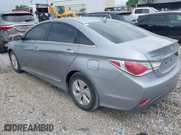 2014 Hyundai Sonata Limited with VIN KMHEC4A48EA116629, listed as a IAAI auction lot 42070212 with 95,295 mi miles and . Bid and sale history available at carsss.com. Image 3.