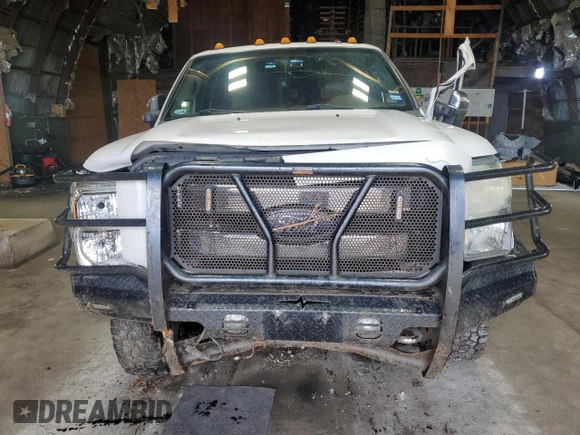 2012 Ford F-350 XL z VIN 1FT8W3BT5CEC40226, wystawiony jako Copart lot #53384115 z przebiegiem 139 297 mil mil oraz Szkoda całkowita • Salvage title. Historia ofert i sprzedaży dostępna na DreamBid. Obrazek 5.