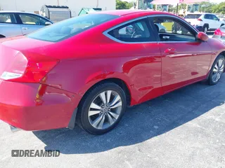 2011 Honda Accord EX z VIN 1HGCS1B78BA009759, wystawiony jako IAAI lot #41806948 z przebiegiem Nie podano mil oraz . Historia ofert i sprzedaży dostępna na DreamBid. Obrazek 6.